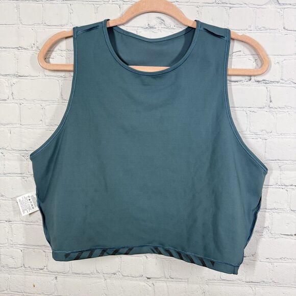 Nike Dri Fit Cropped Tank Top Women XL Runway Green Light Support Yoga Gym Run - Picture 3 of 9